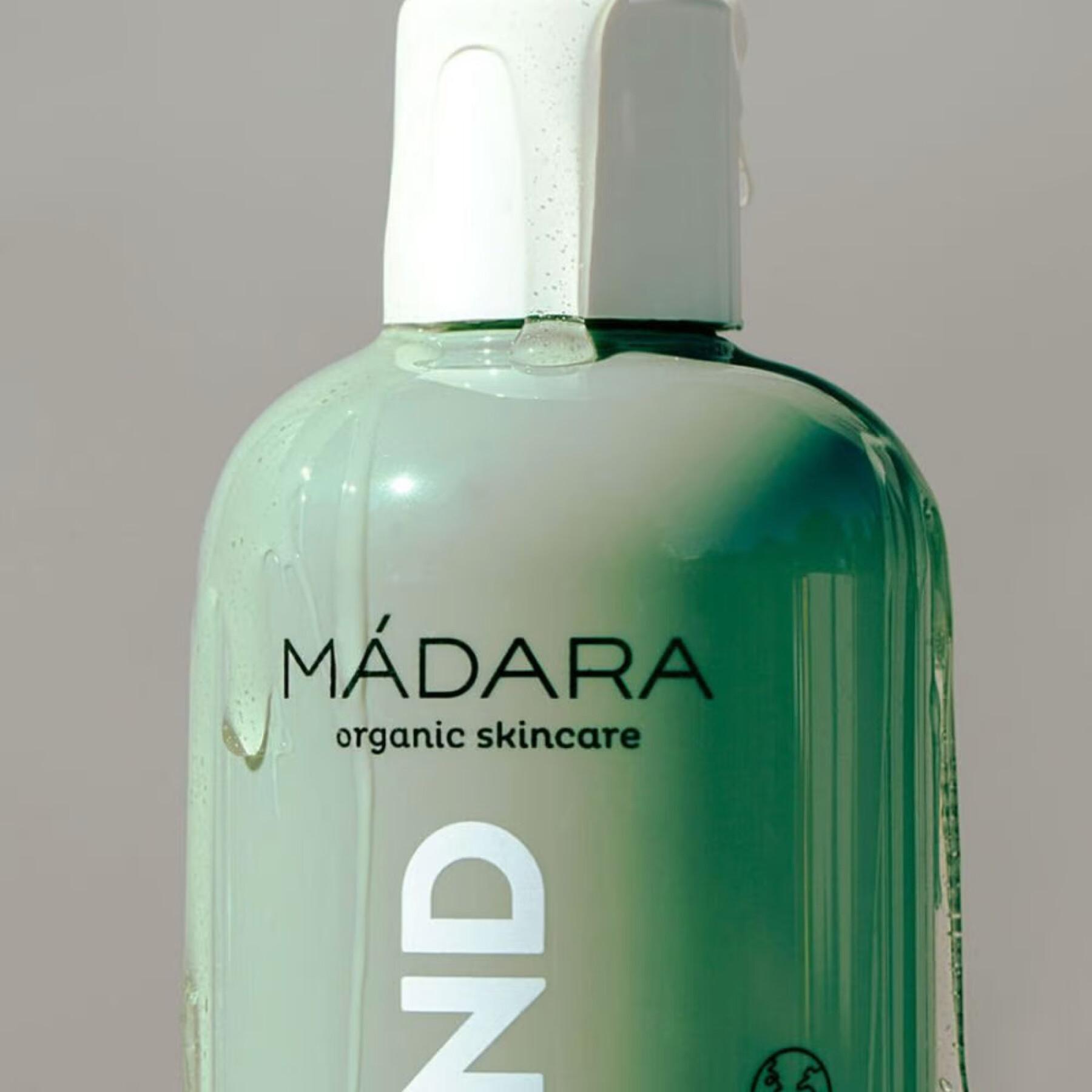 Delikatny szampon Madara Kind